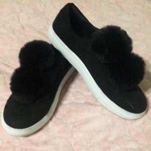 New Arizona Pom-pom shoes